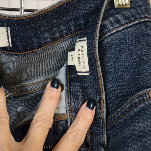 Madewell 27P mid rise kick out flare- Lenior Wash - Picture 3 of 9